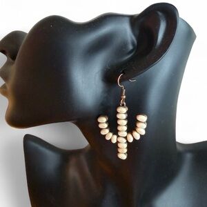 Fashion Jewelry Ivory Beaded Cactus Dangle Earrings NWT